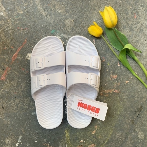 Freedom Moses Slides- size 41 - Picture 2 of 7